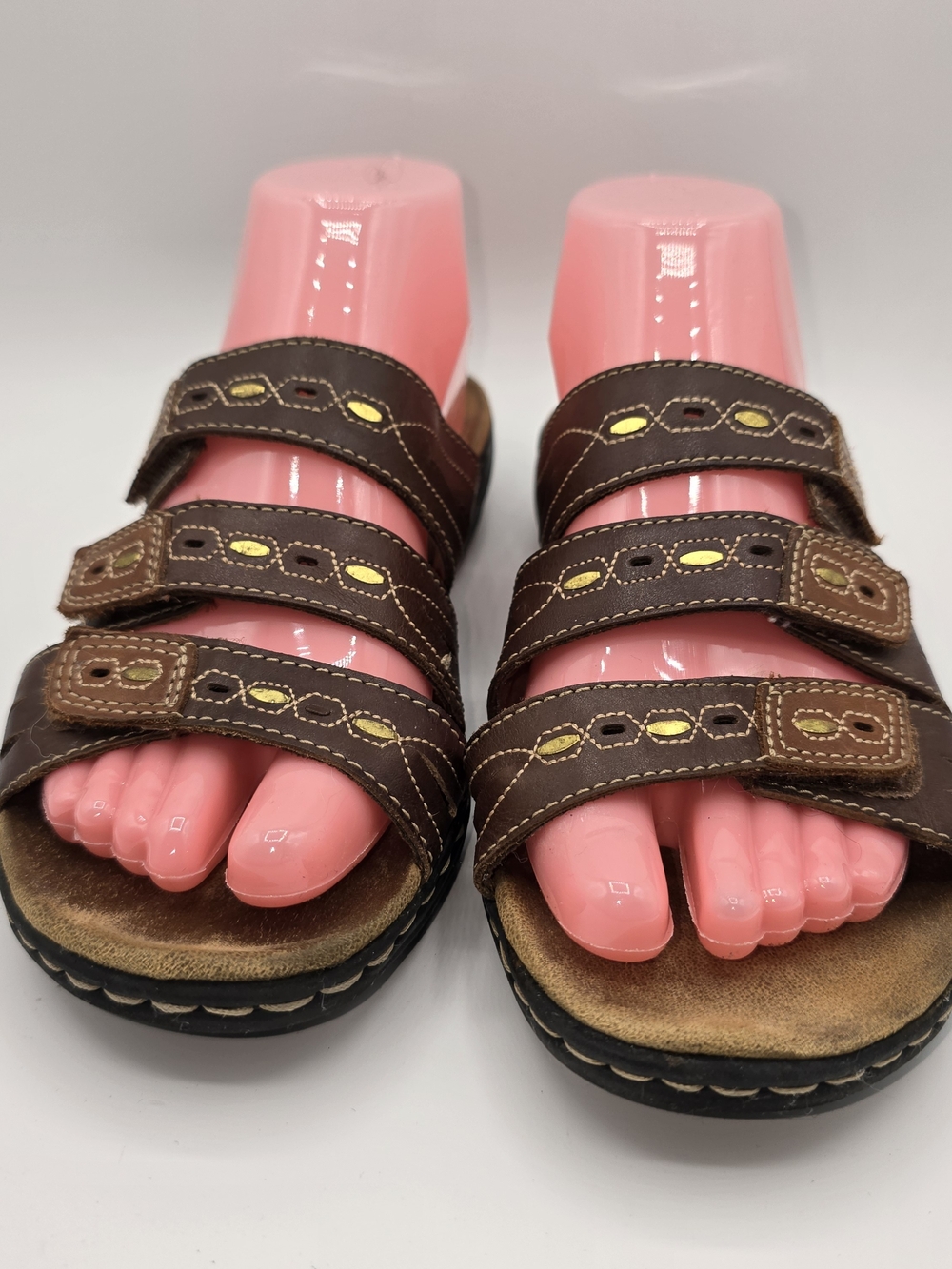 Clarks Brown Triple-Strap Women's 7.5 Sandals with Yellow Accents Comfy Walking